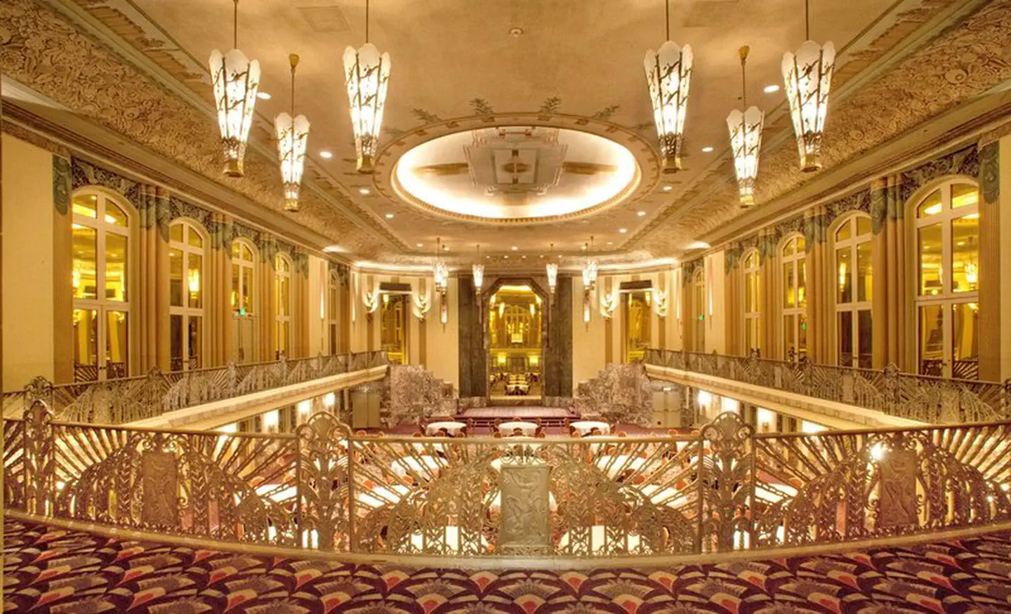 Hilton Cincinnati Netherland Plaza photo 3