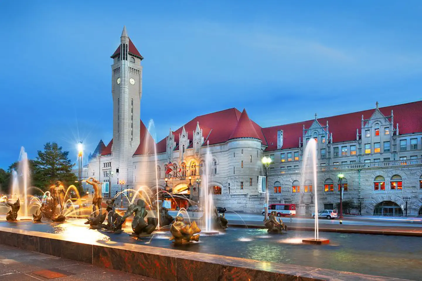 St. Louis Union Station Hotel, Curio Collection by Hilton photo 5