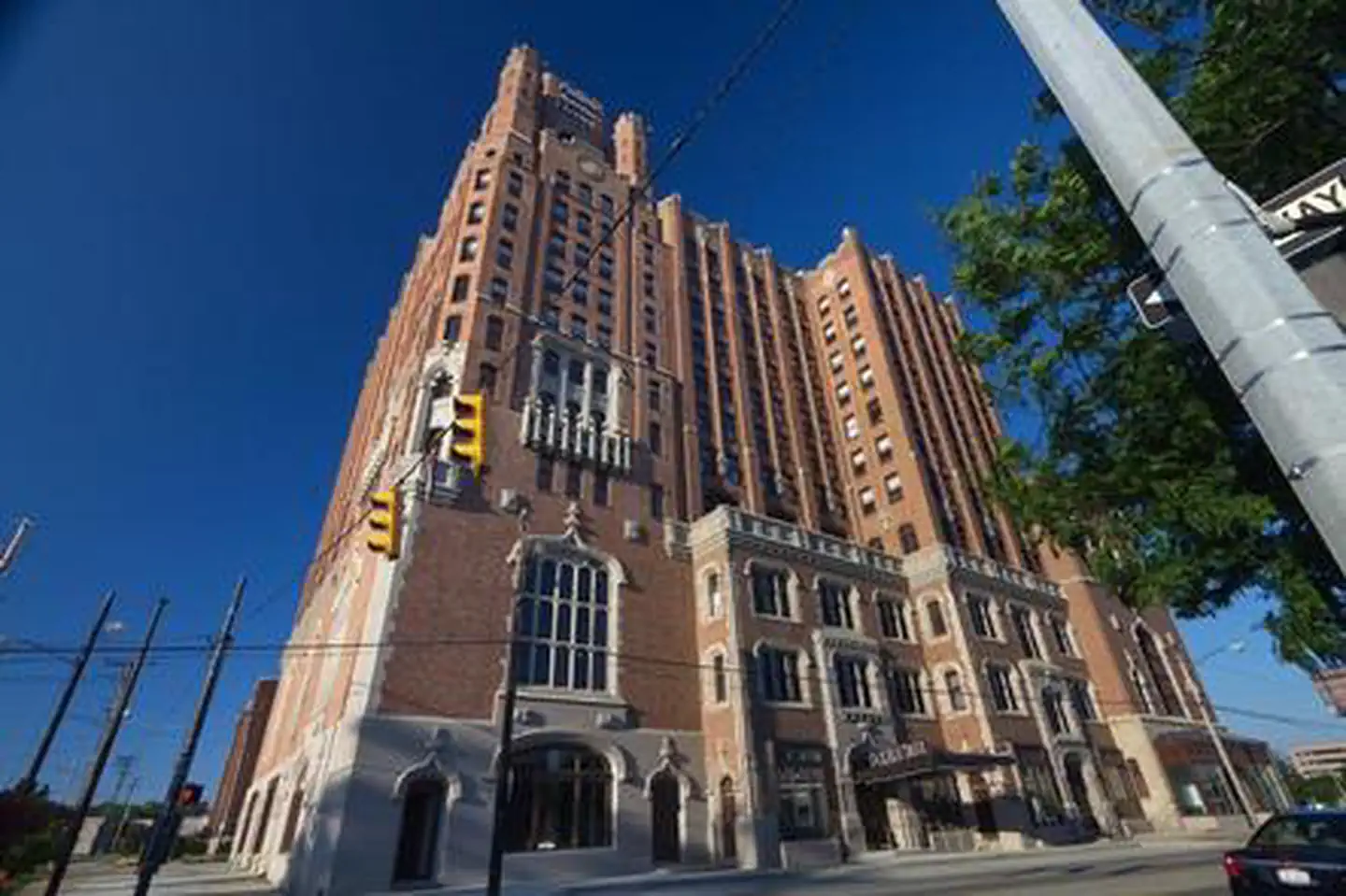 The Tudor Arms Hotel Cleveland - a DoubleTree by Hilton photo 2