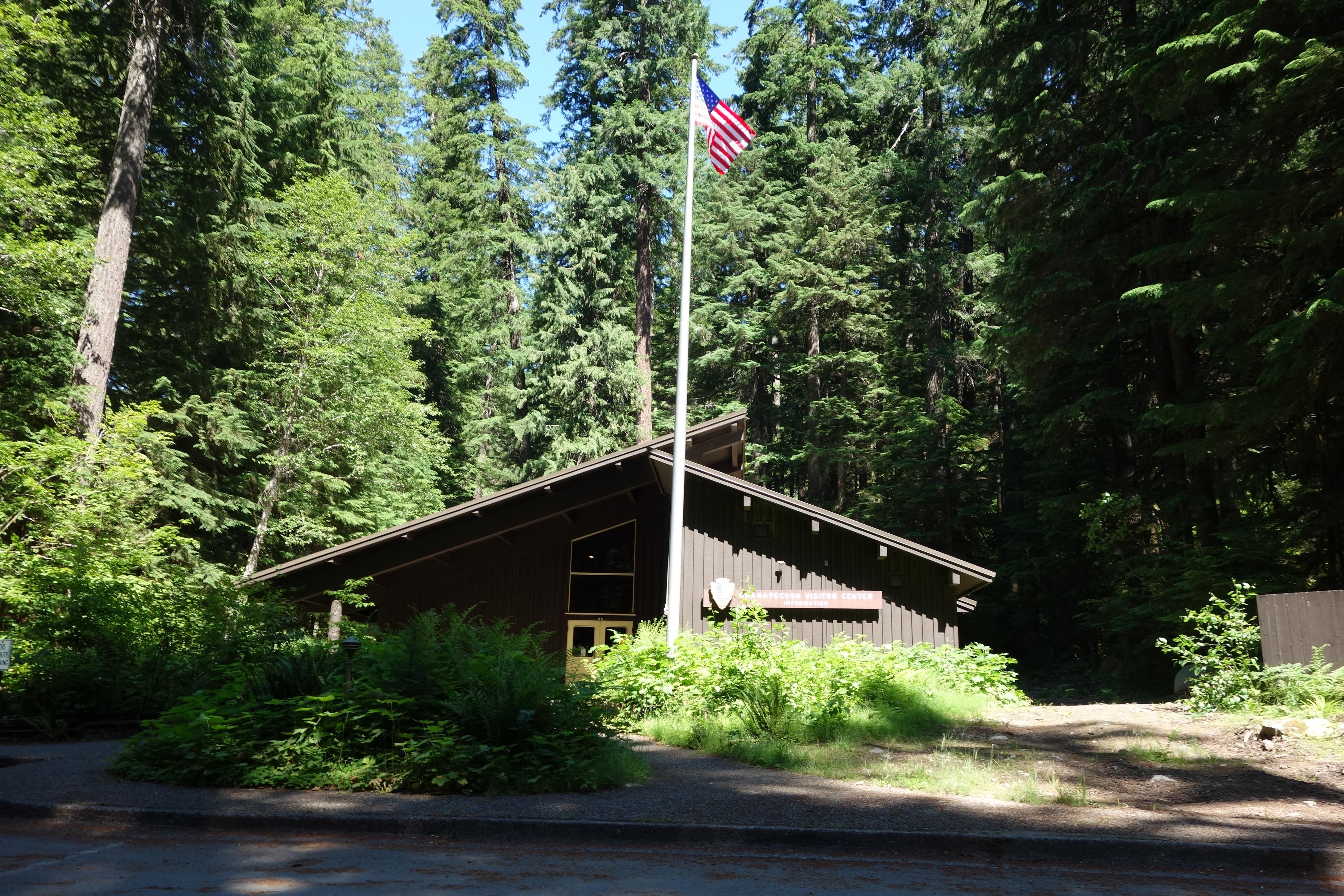 Ohanapecosh Visitor Center photo